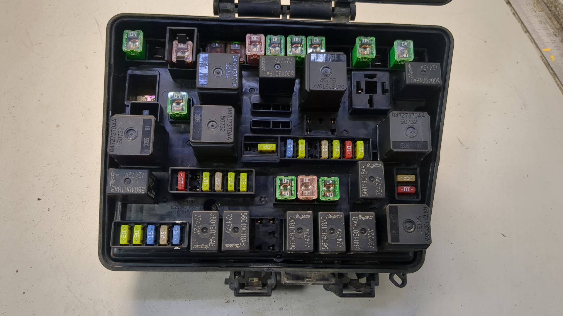 Блок предохранителей