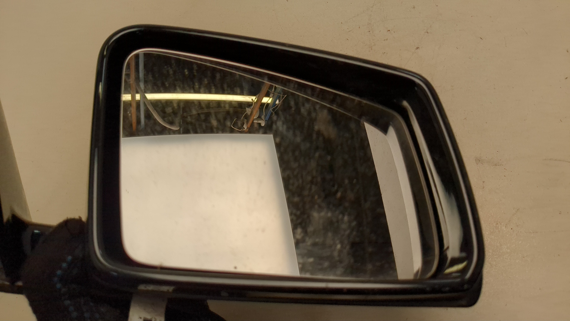 Зеркало правое электрическое