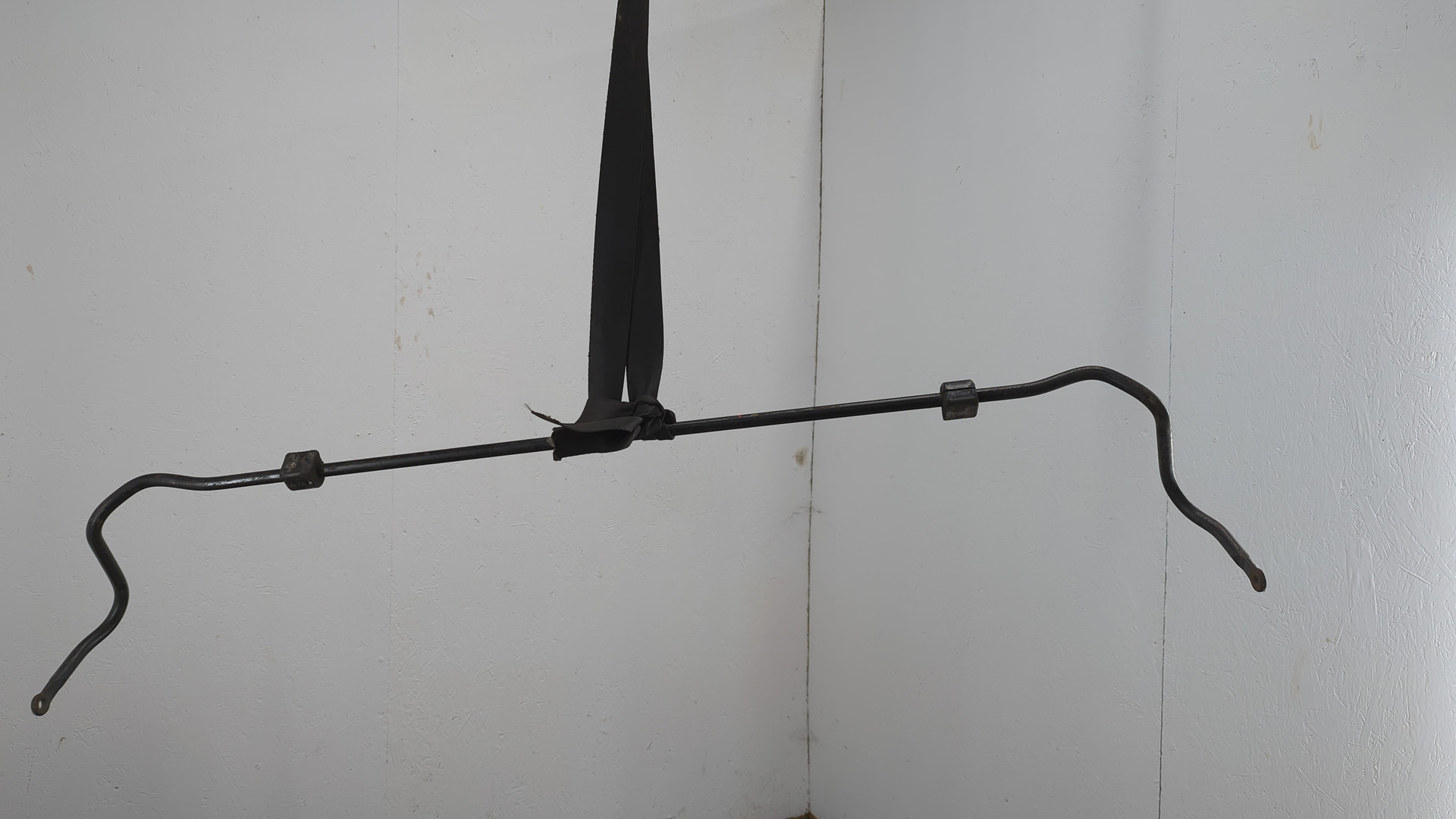 Стабилизатор задний