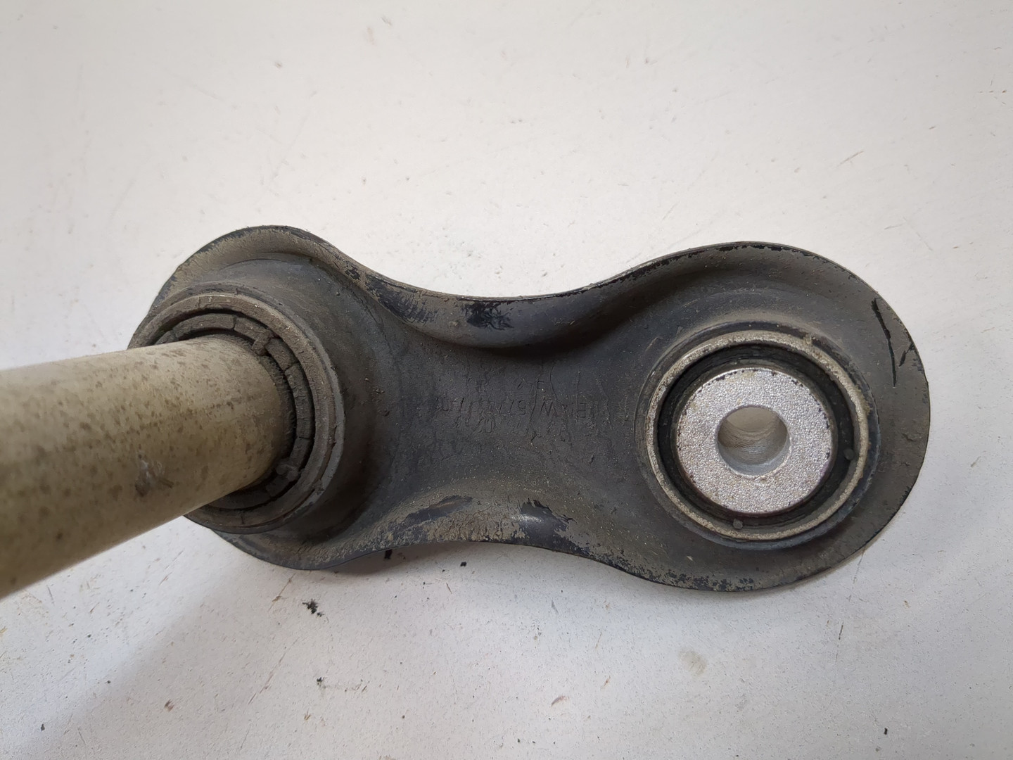 Рычаг задний