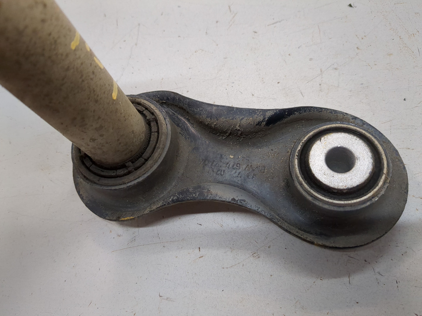 Рычаг задний