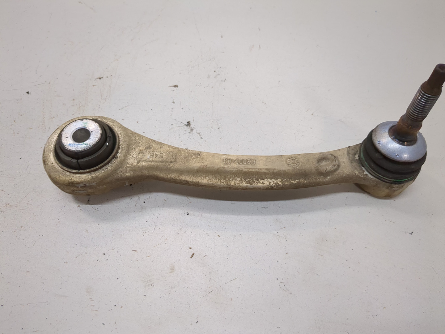 Рычаг задний правый