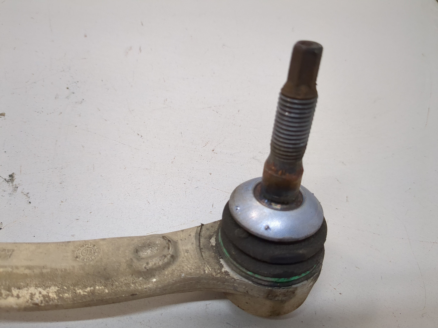 Рычаг задний правый