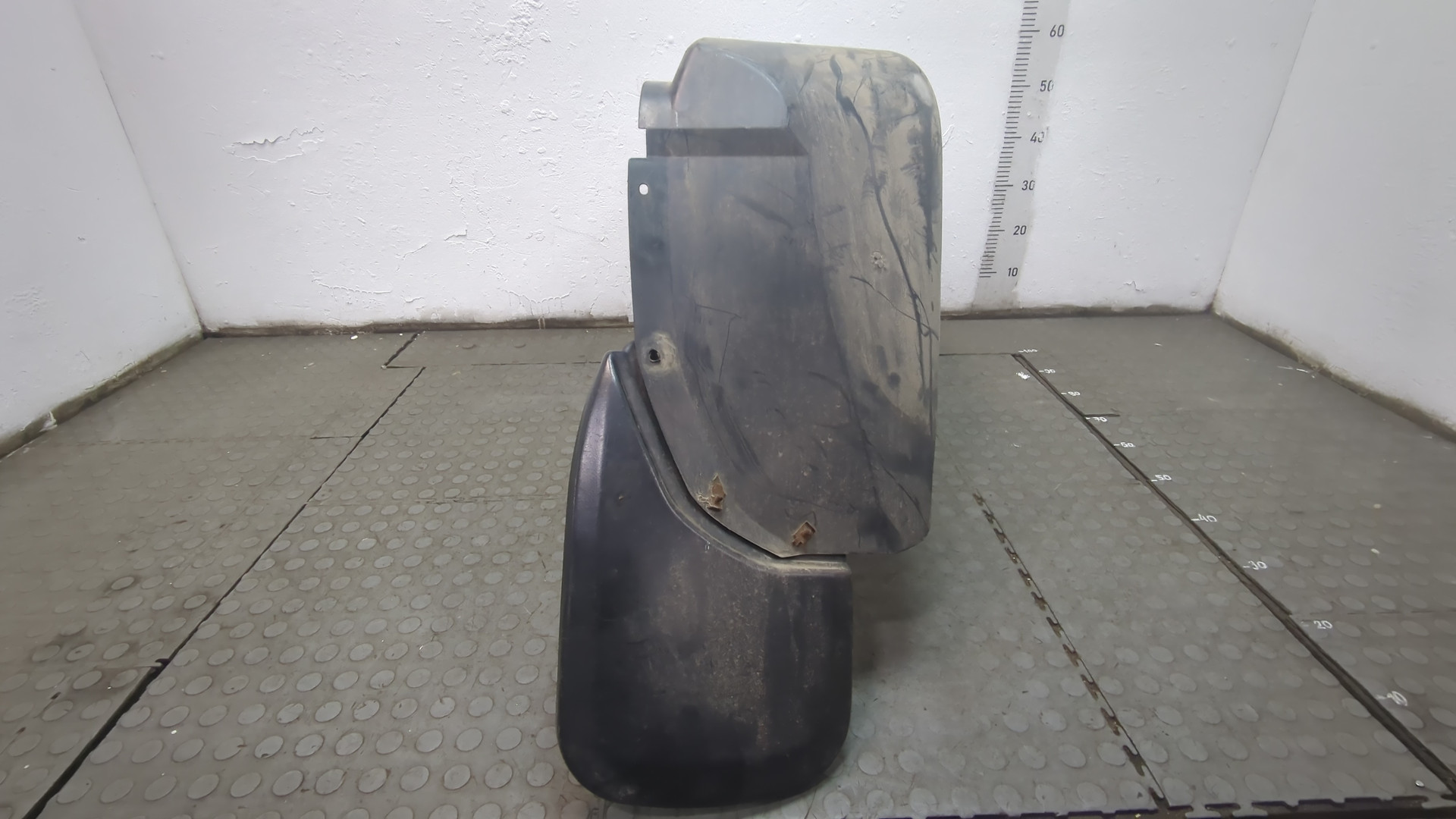 Локер задний левый