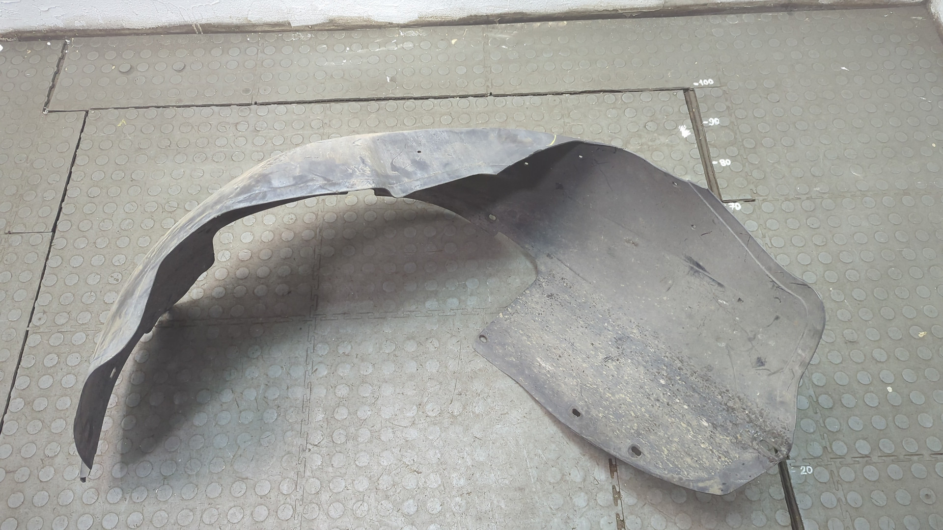 Локер передний правый