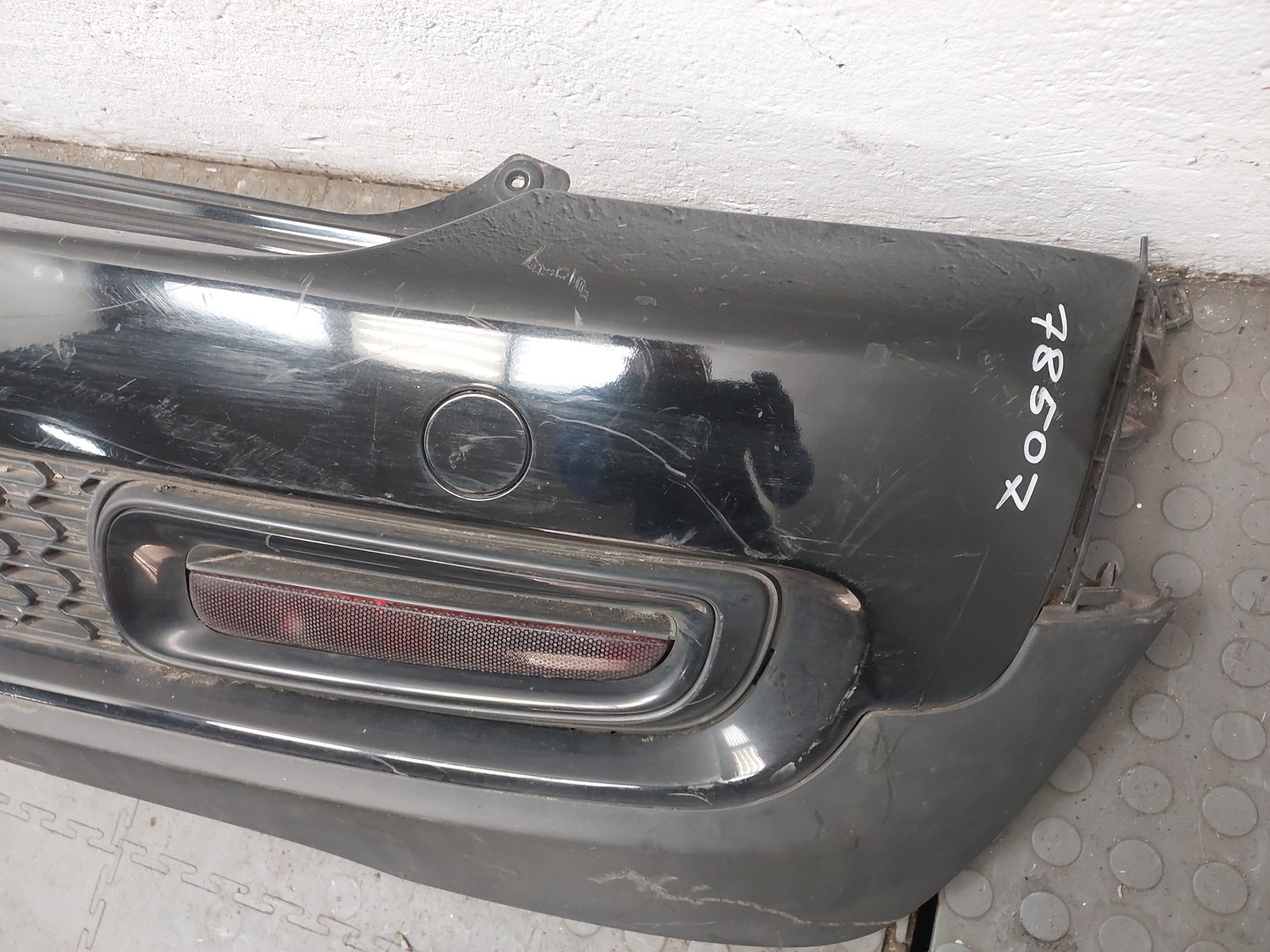 Бампер задний