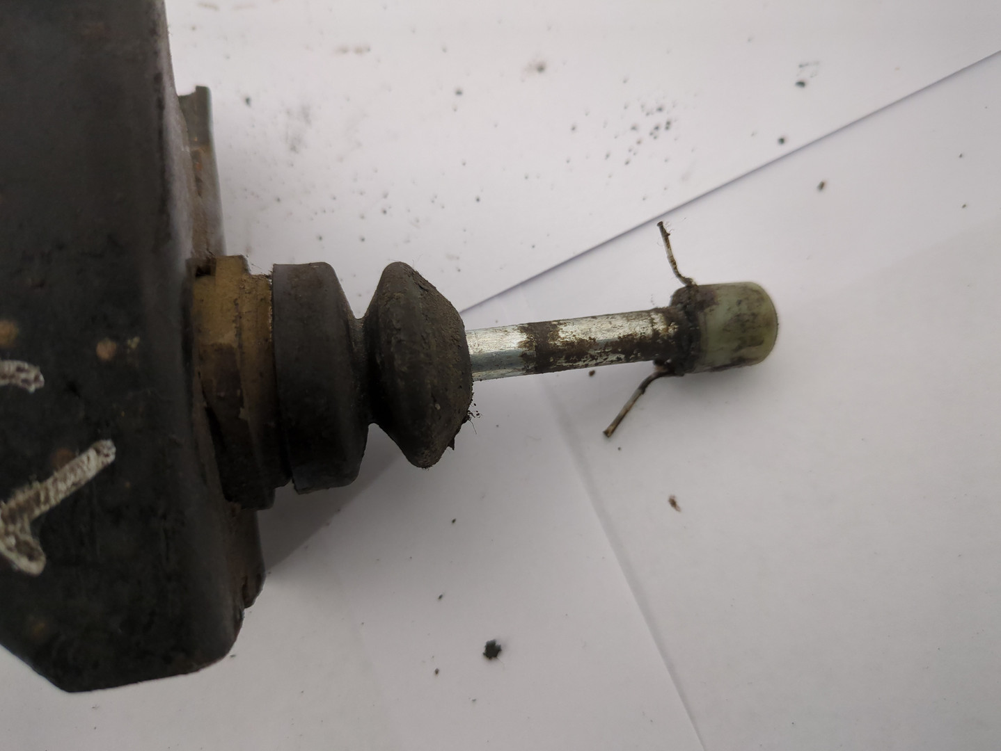 Цилиндр сцепления рабочий