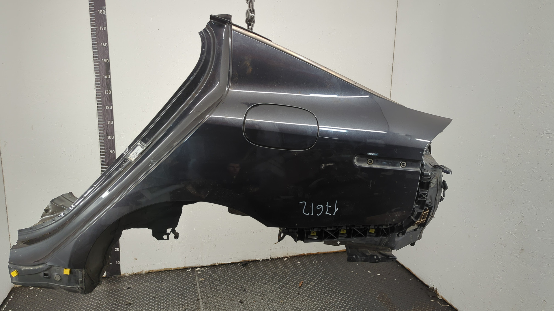 Кузовной элемент