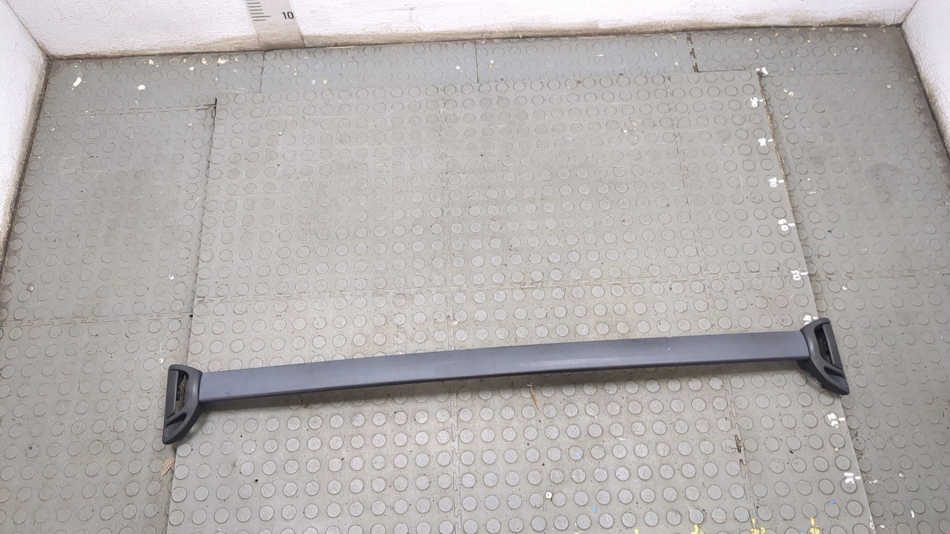 Рейлинг (релинг) левый (планка на крышу)