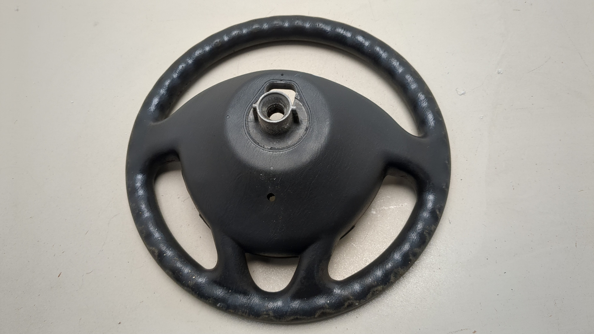 Рулевое колесо (руль)