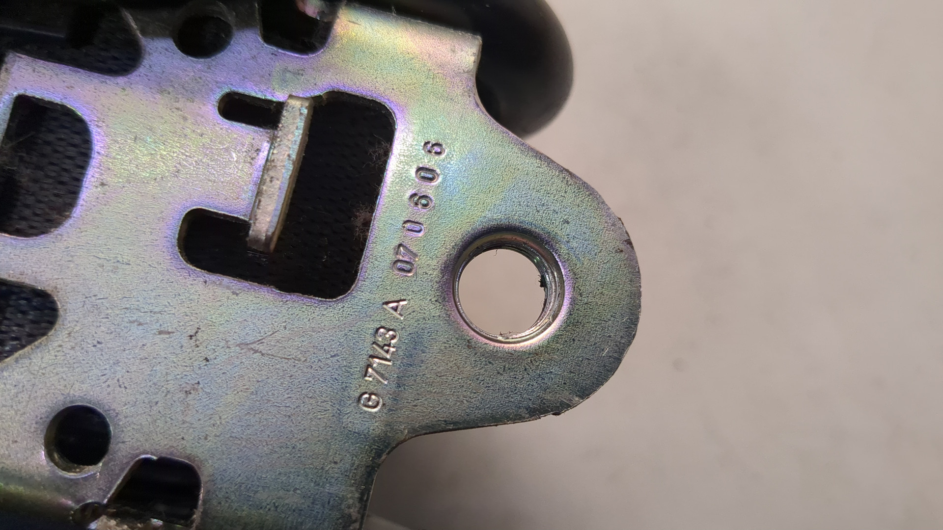 Ремень безопасности