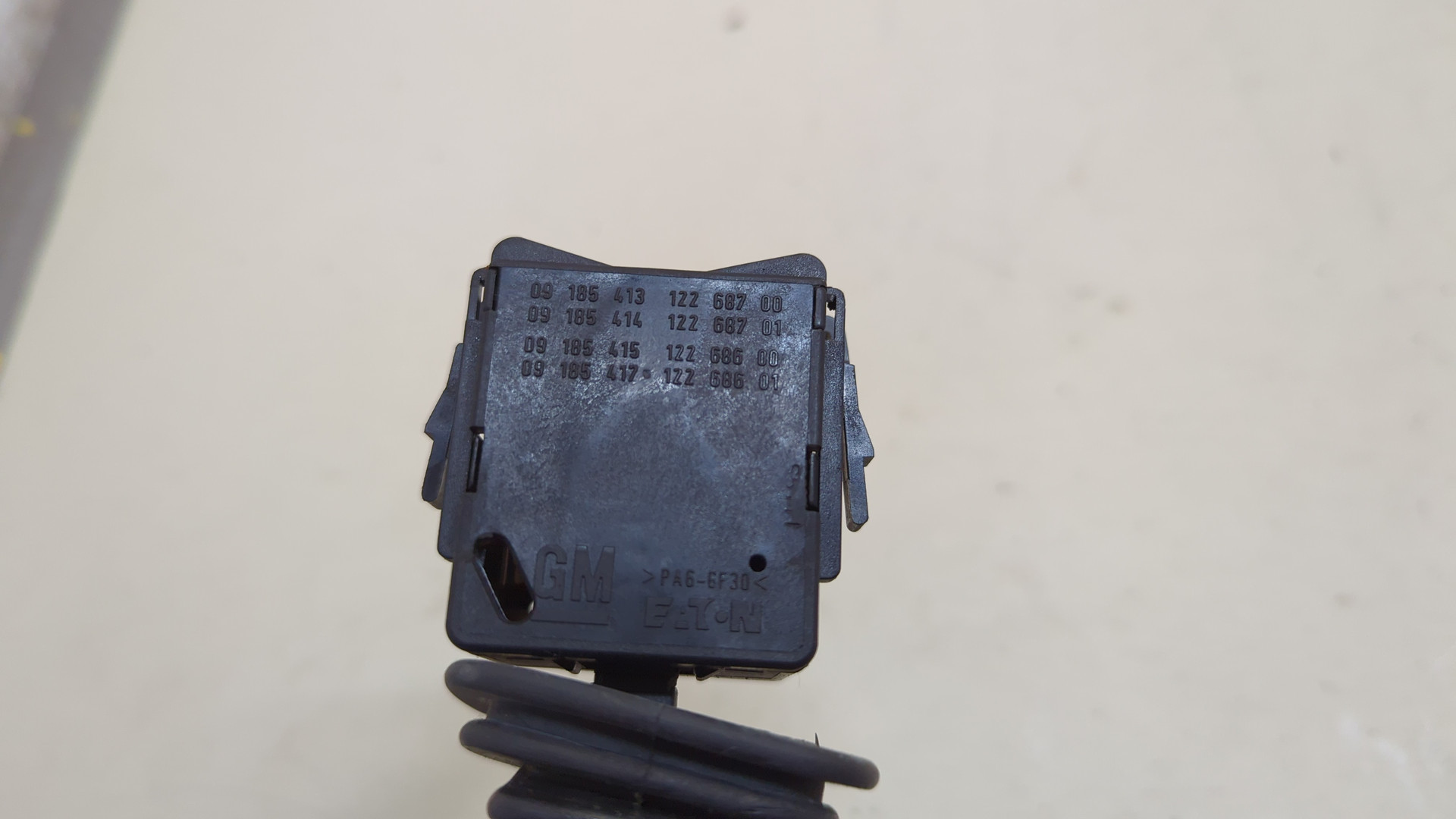 Переключатель поворотов подрулевой