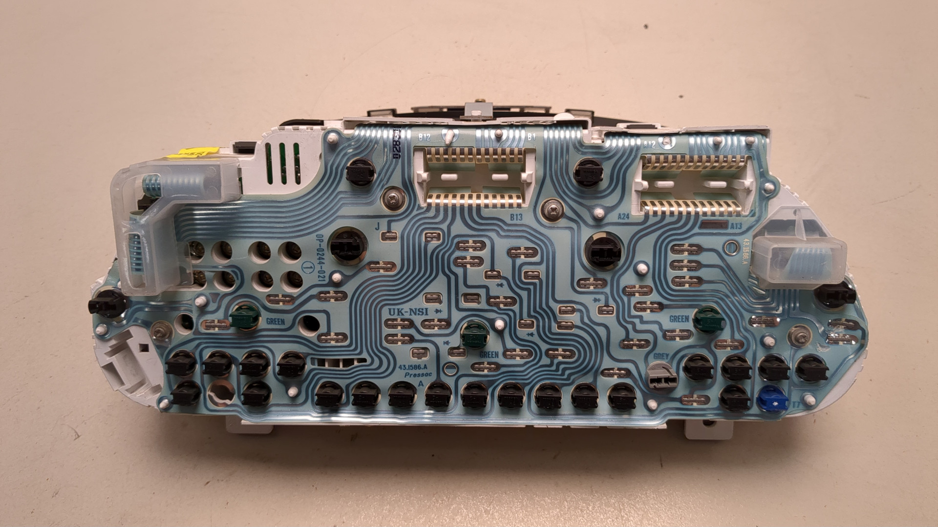 Панель приборов