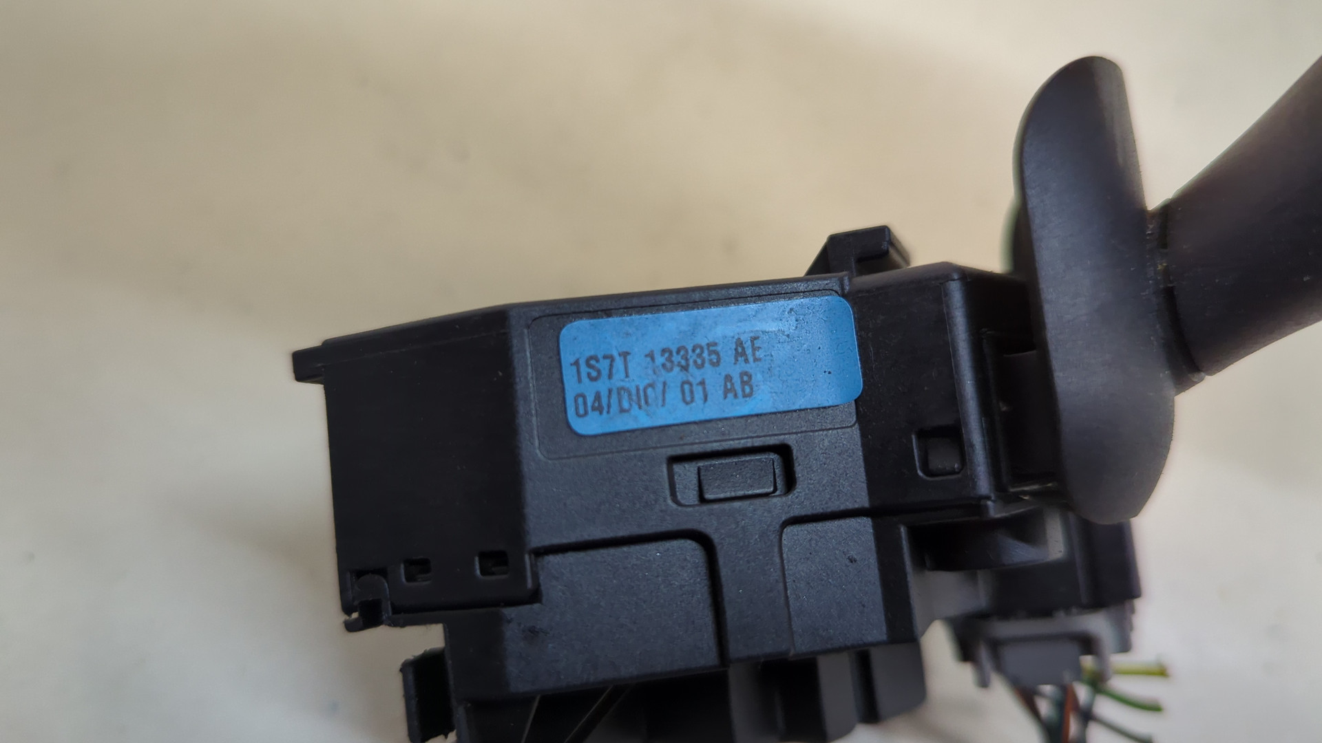 Переключатель поворотов подрулевой