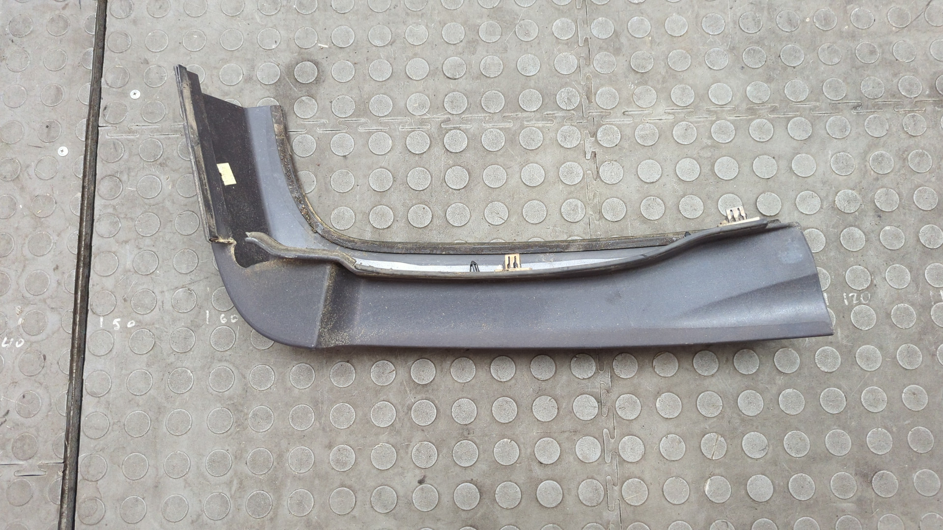 Накладка (кузов наружные)