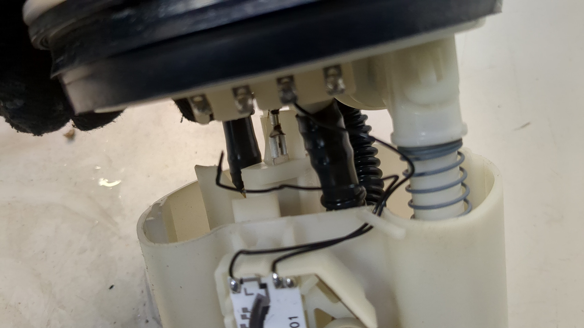 Насос топливный электрический