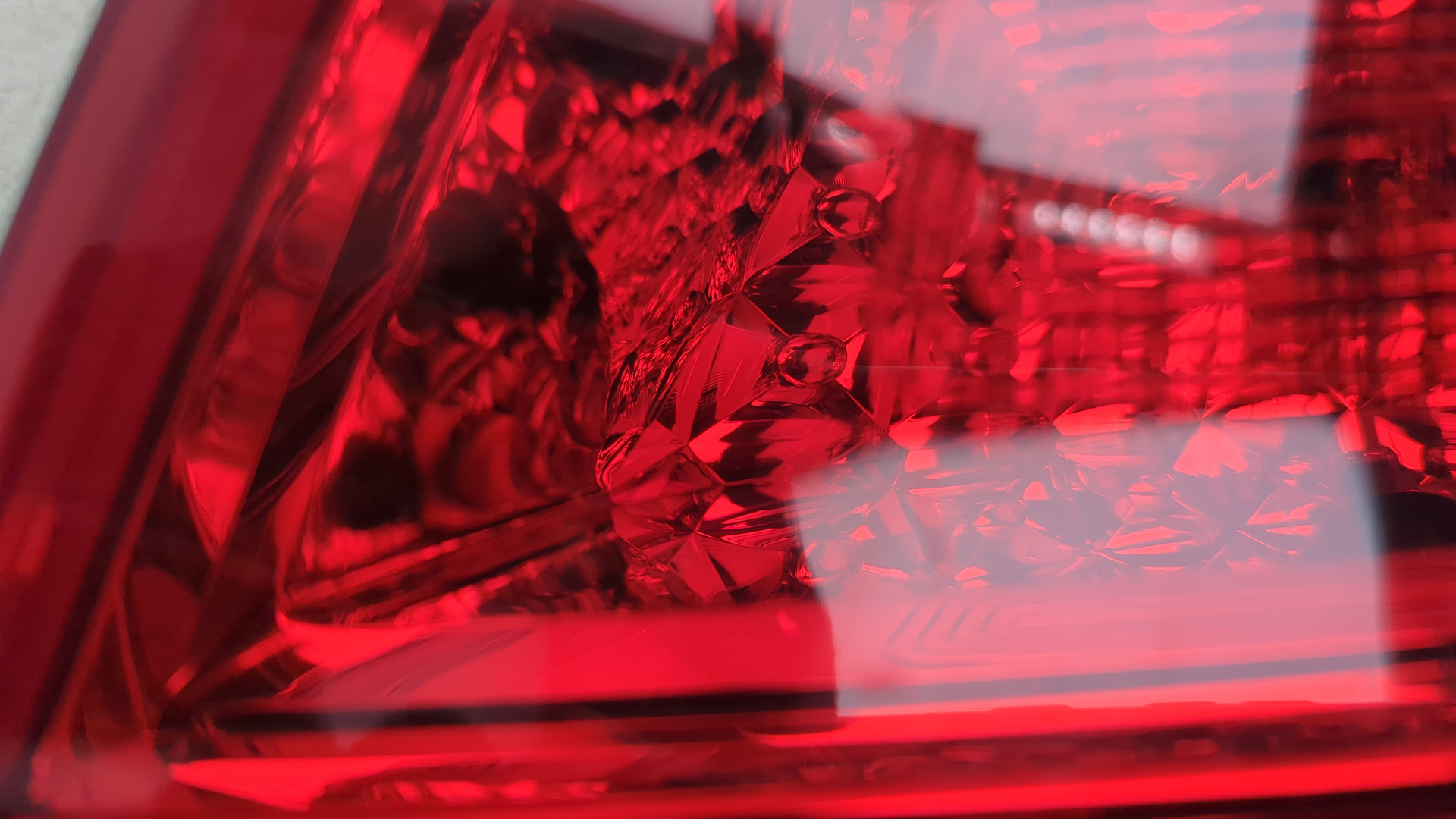 Фонарь задний правый