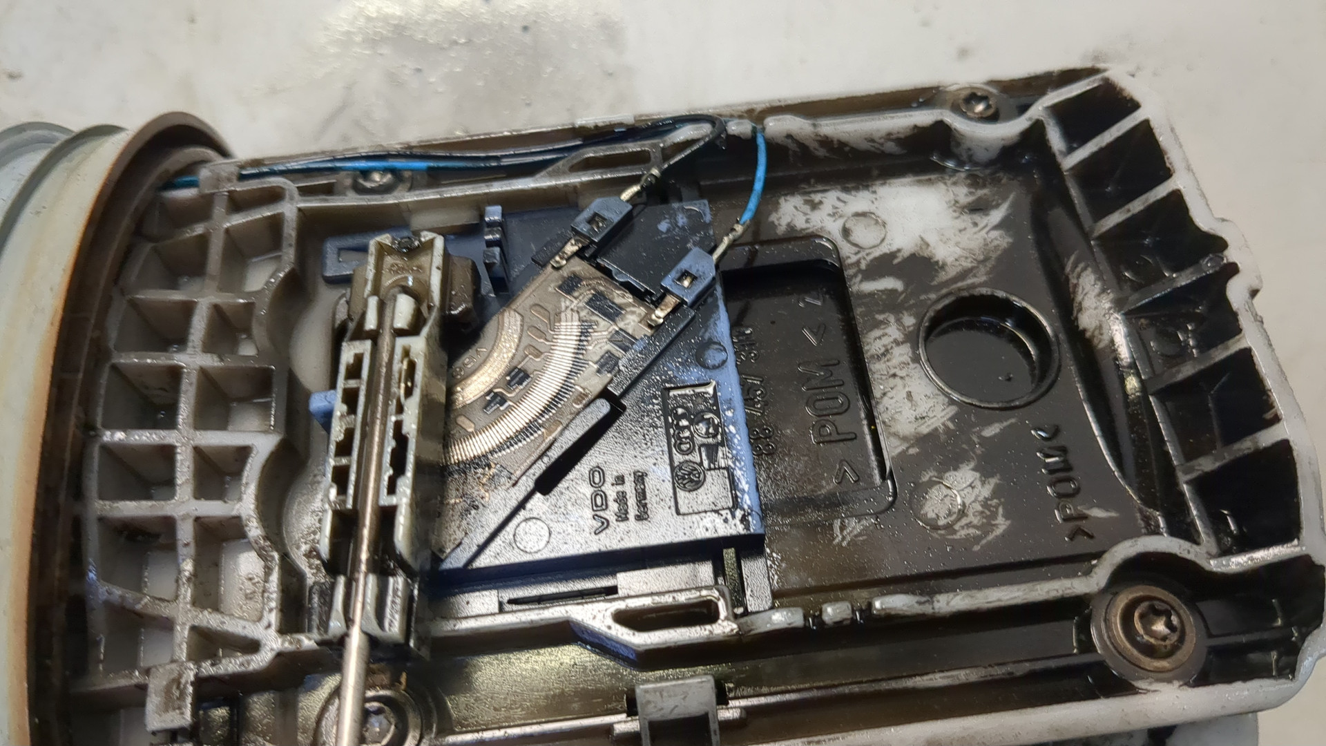 Насос топливный электрический