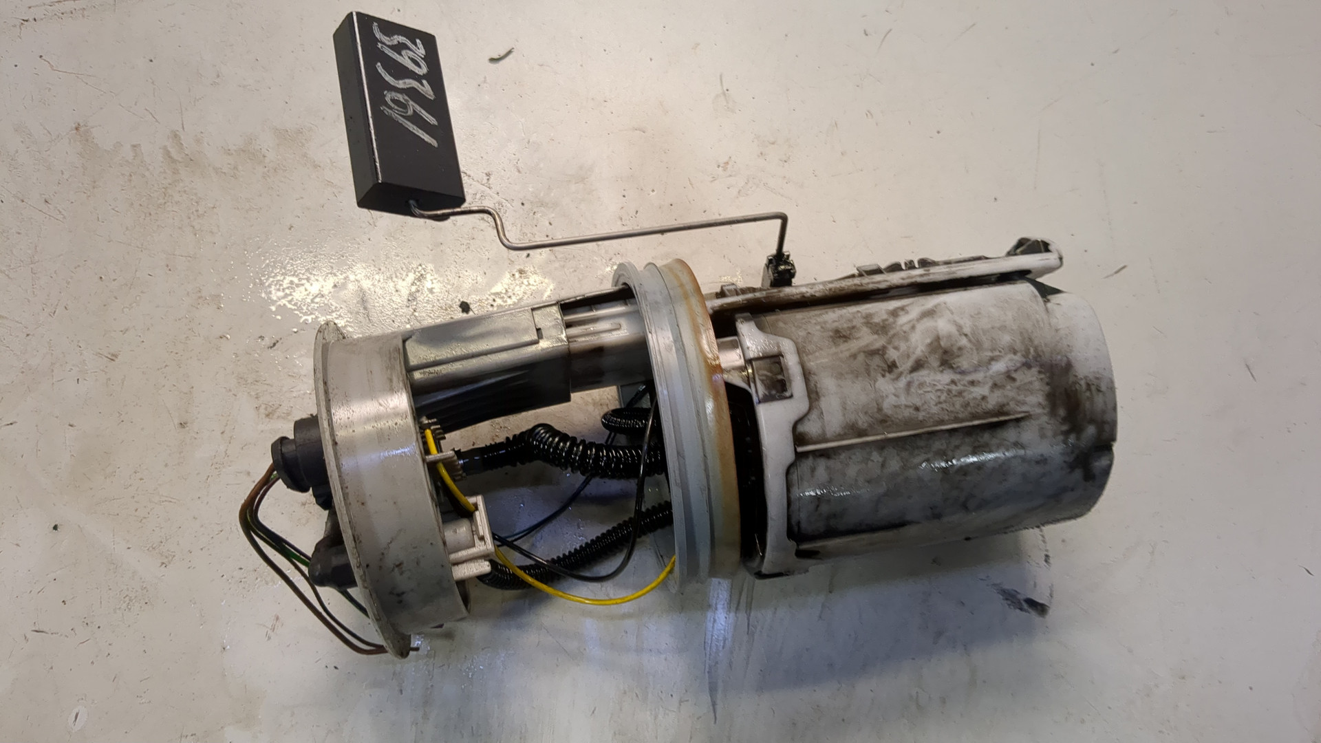 Насос топливный электрический