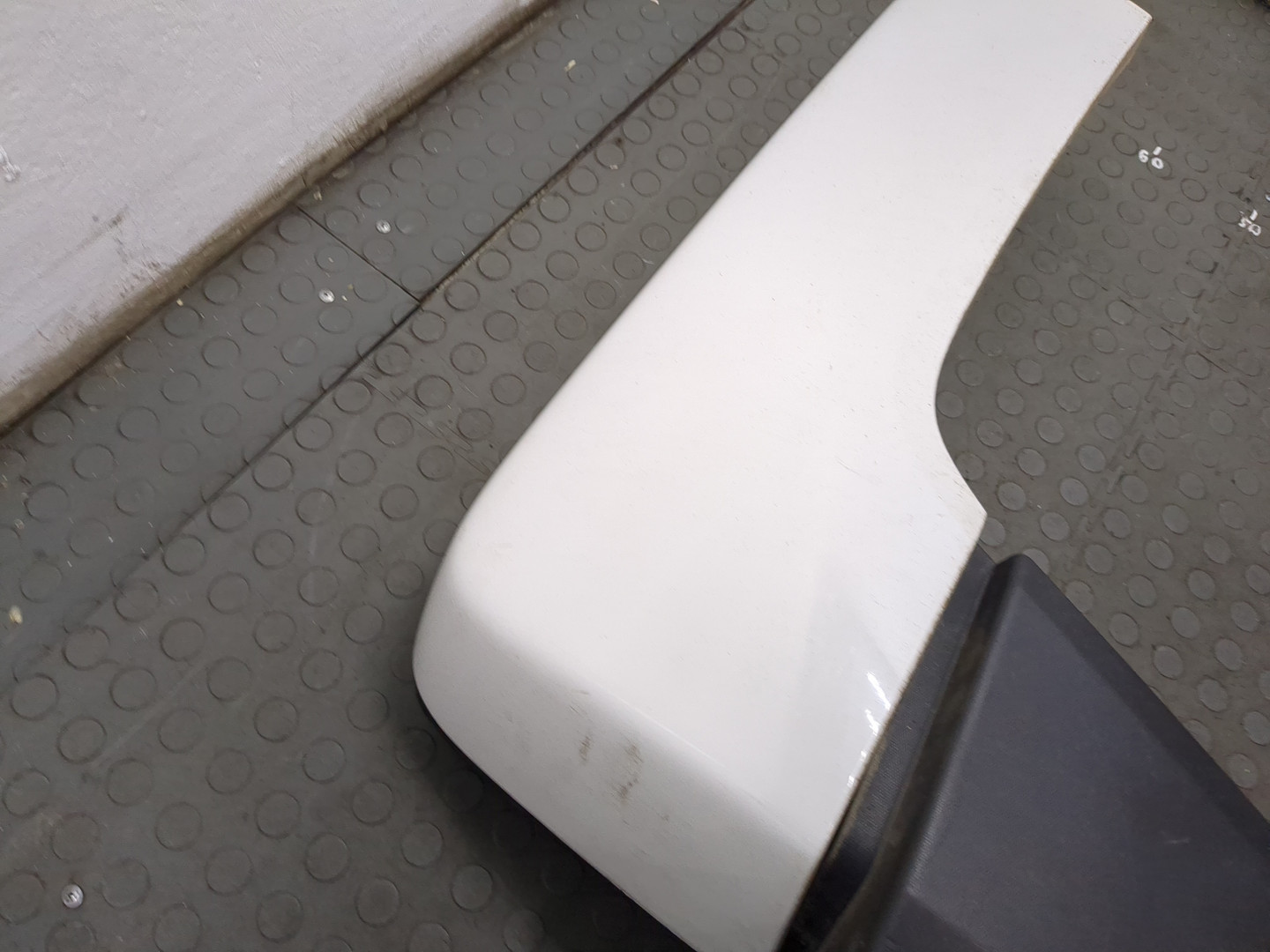 Молдинг заднего крыла правого