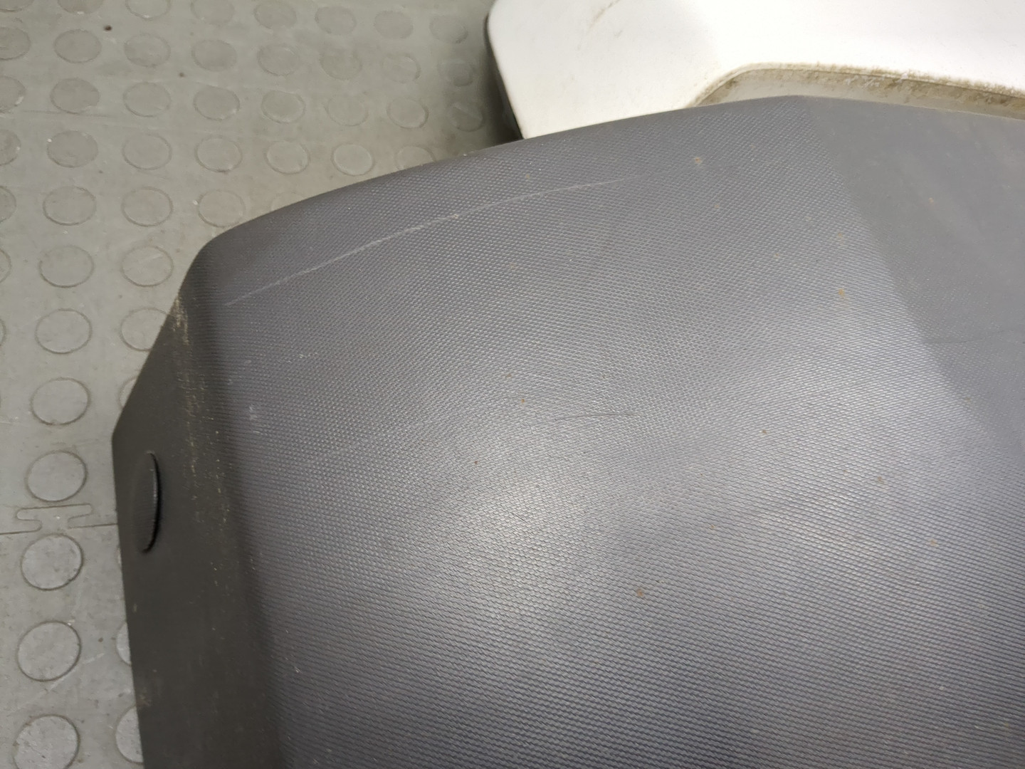 Молдинг заднего крыла правого