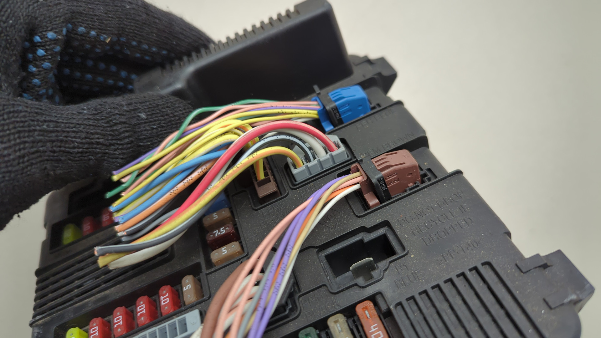 Блок предохранителей