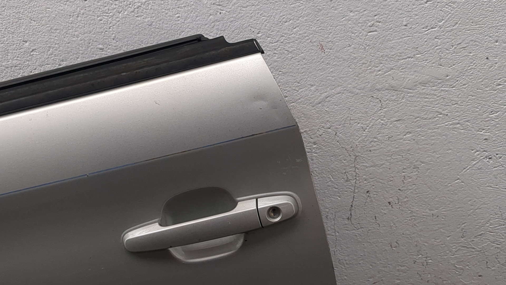 Дверь передняя левая