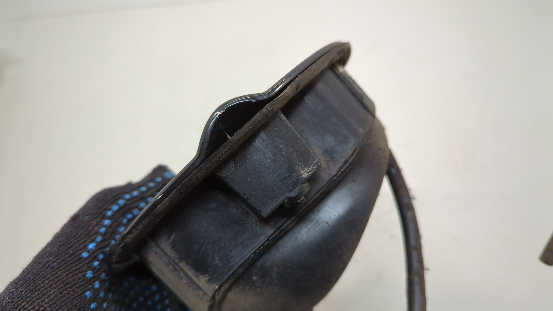 Лючок бензобака