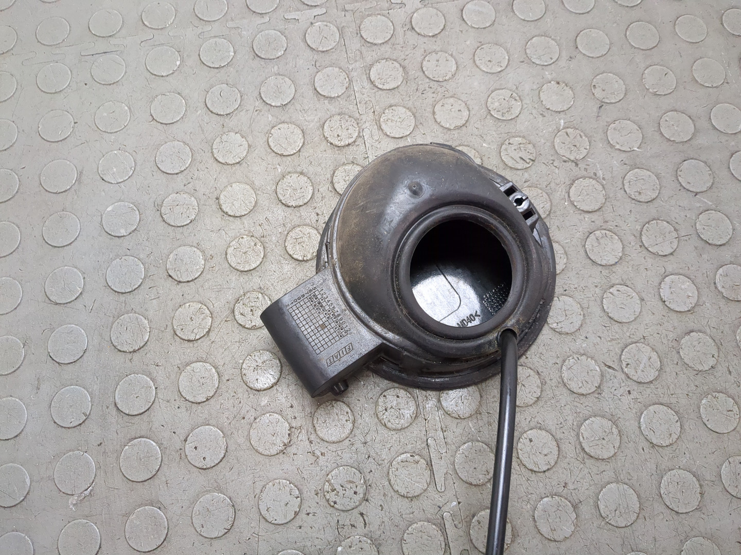 Лючок бензобака