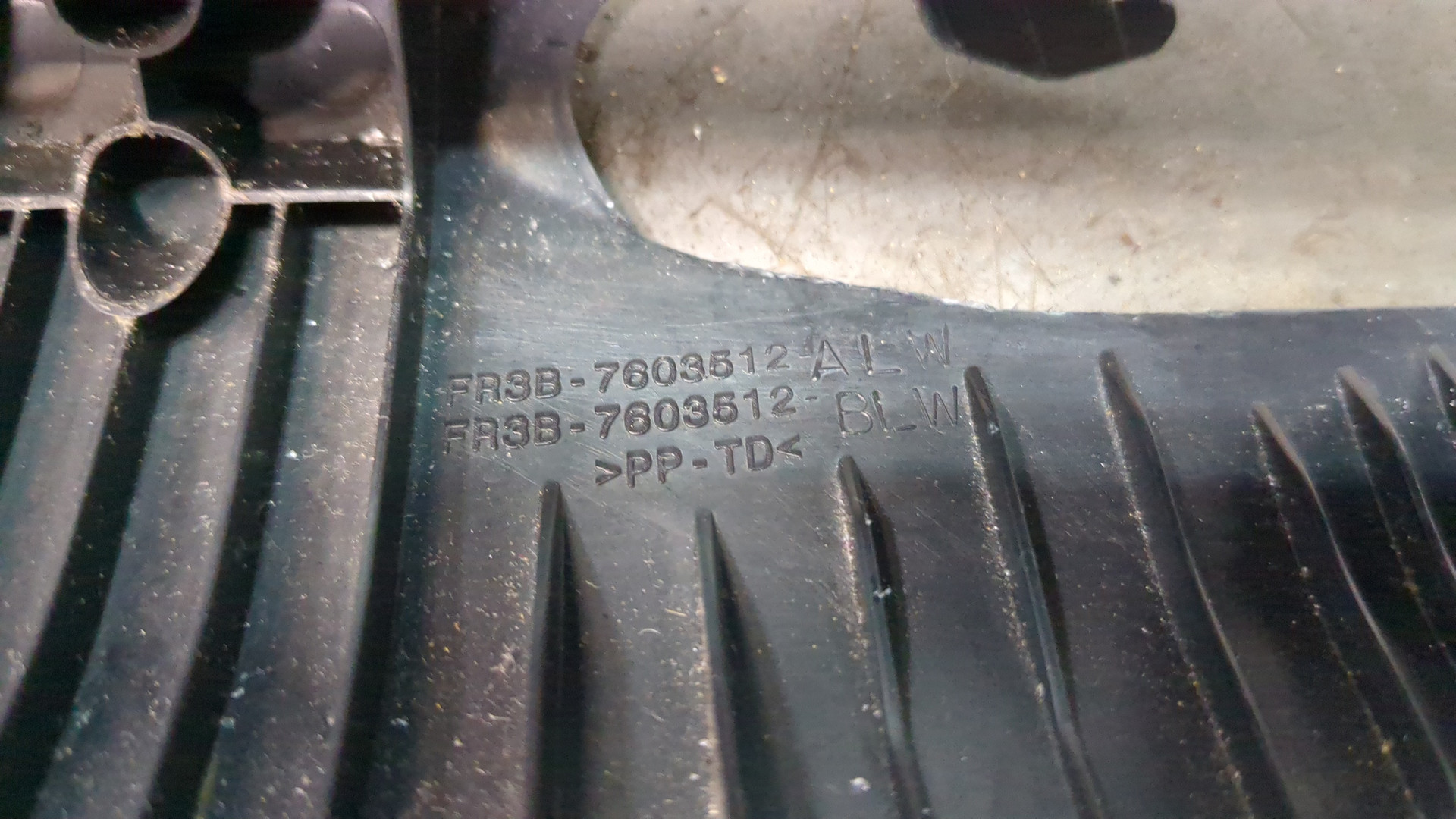 Обшивка стойки