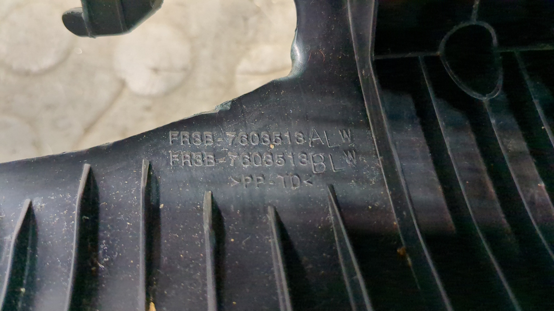 Обшивка стойки