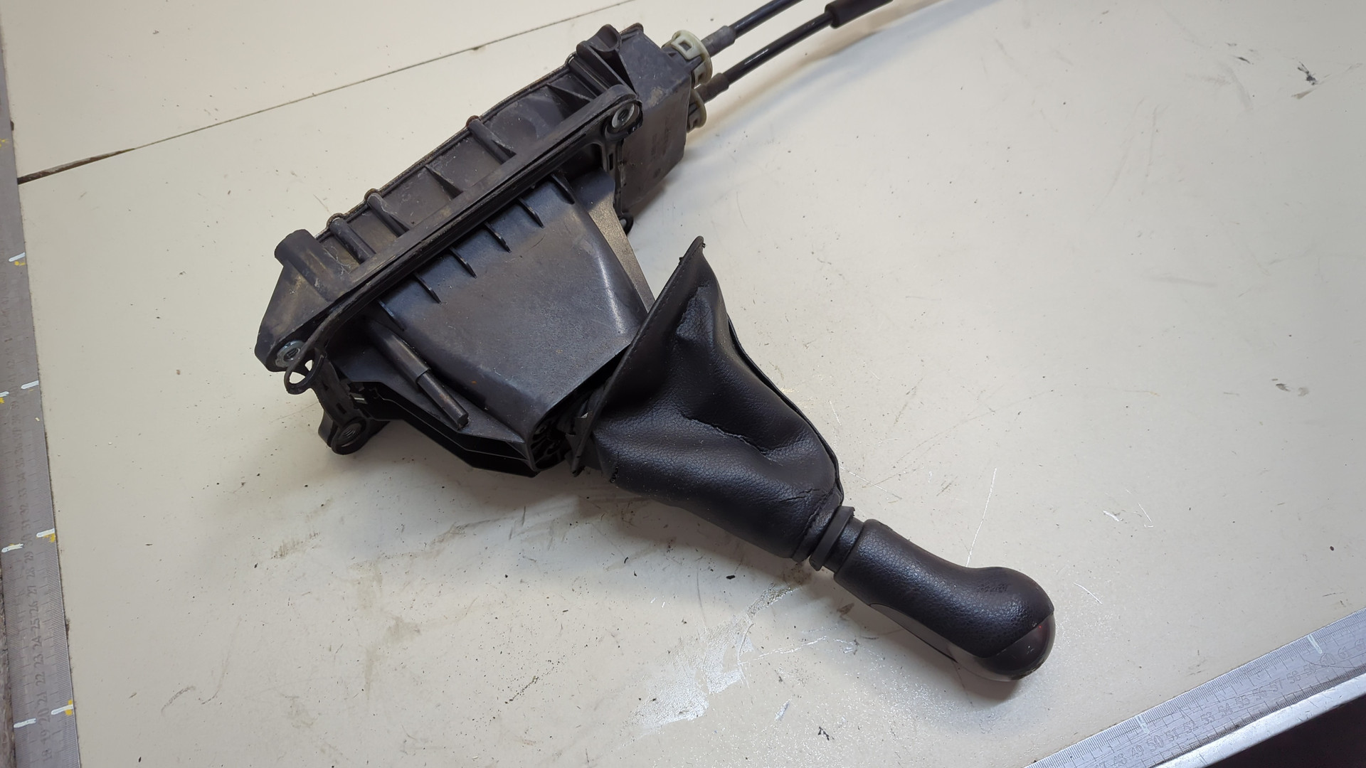 Кулиса МКПП / АКПП