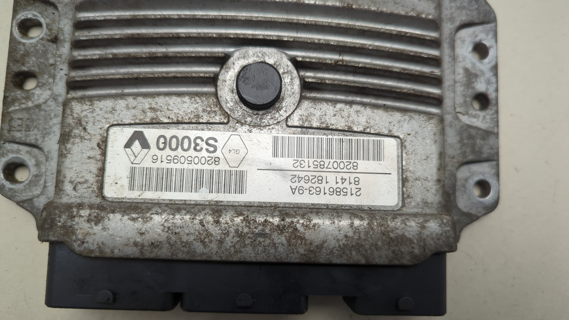 Блок управления двигателем