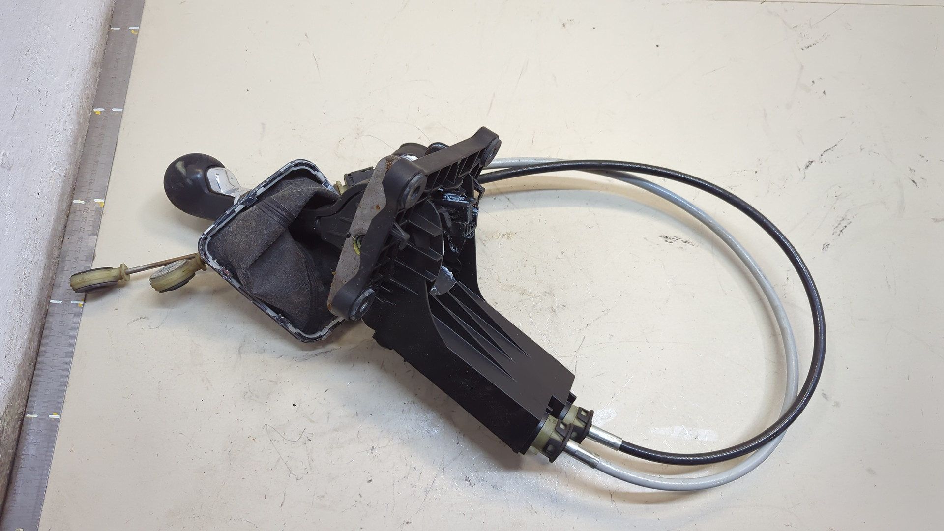 Кулиса МКПП / АКПП