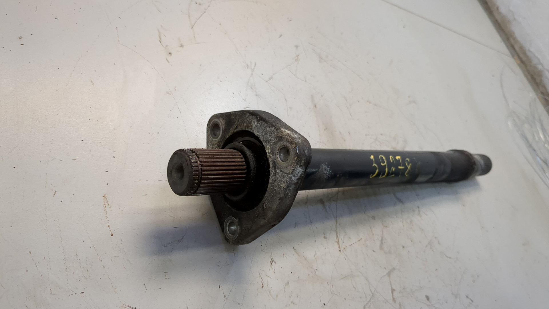 Полуось передняя правая