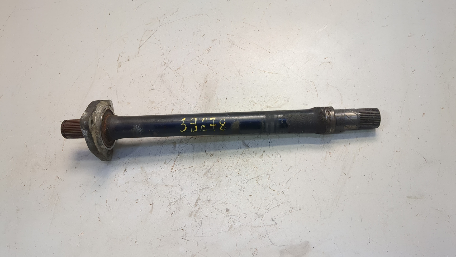 Полуось передняя правая