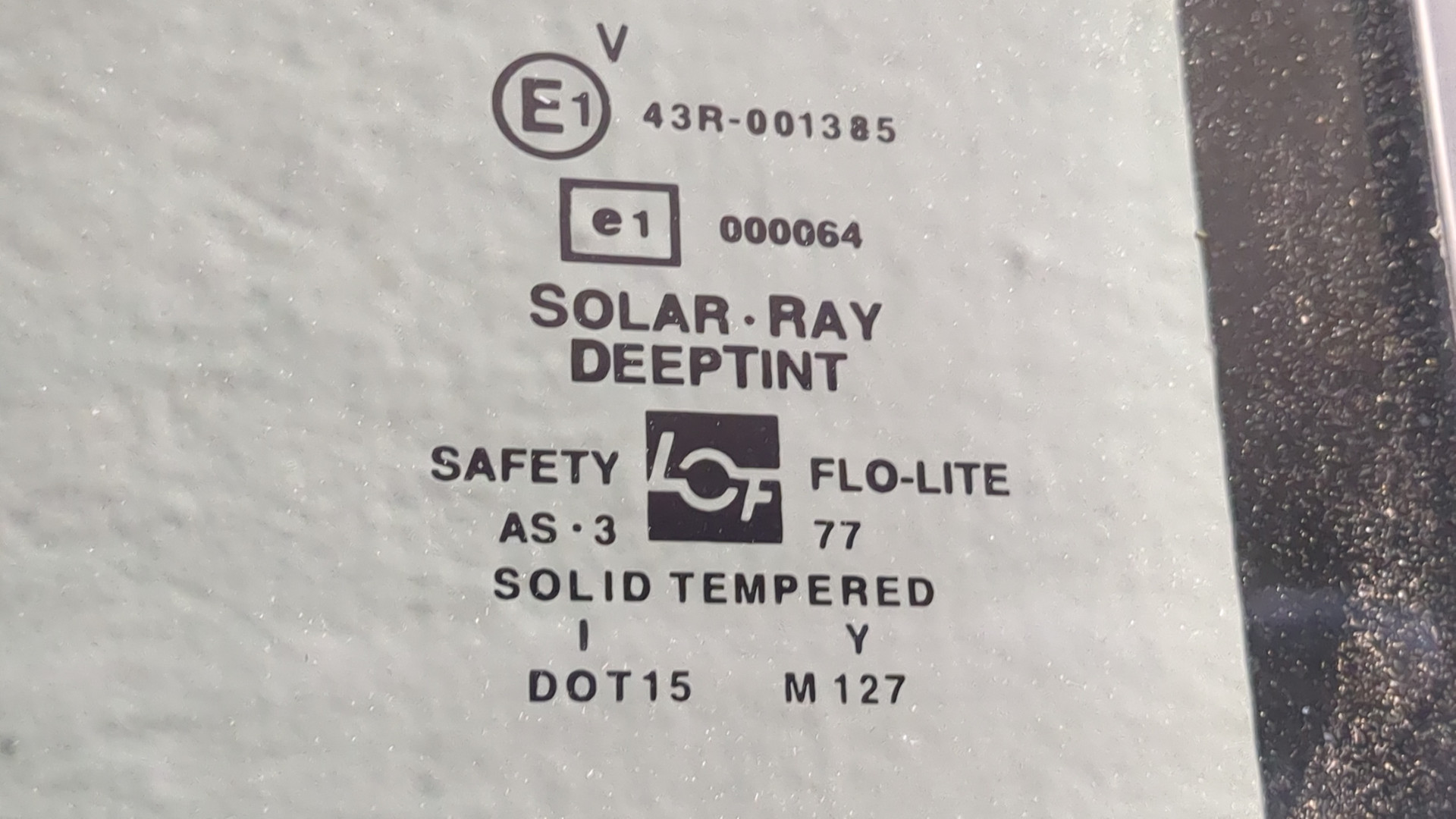 Дверь задняя правая