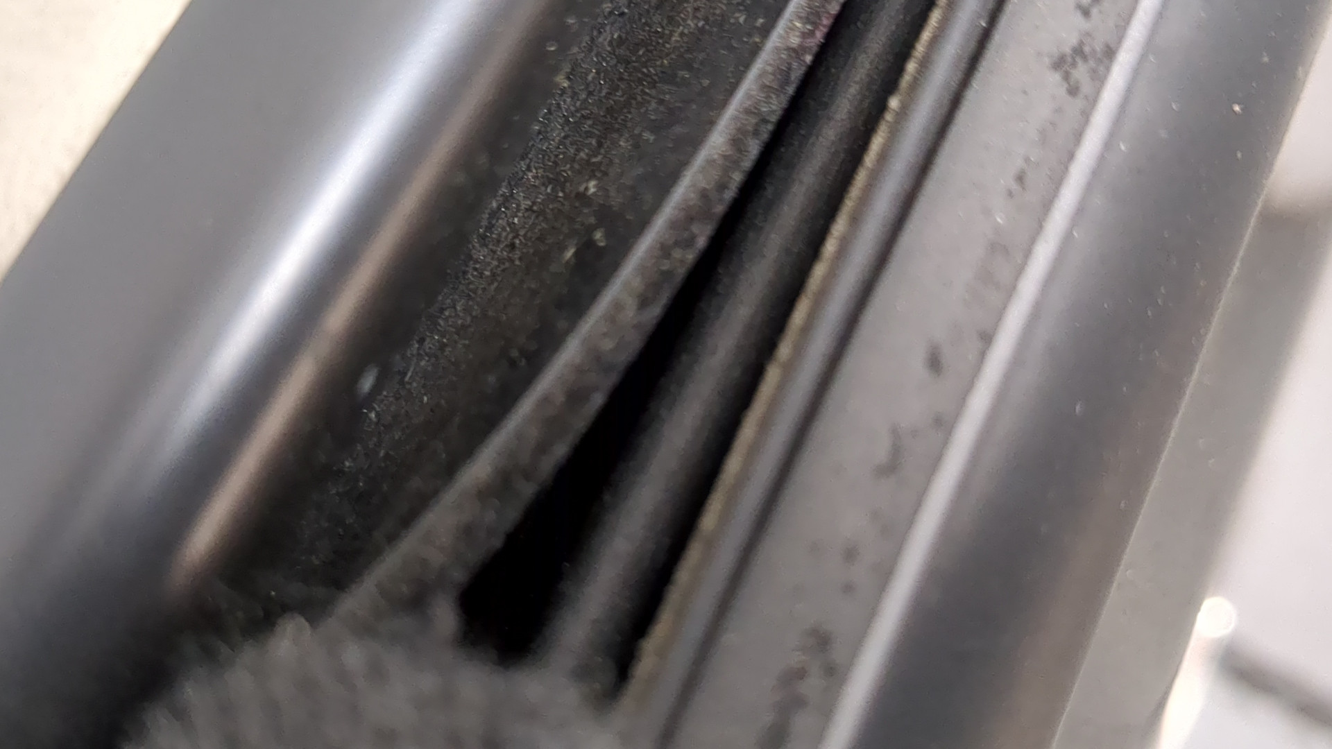 Дверь передняя левая