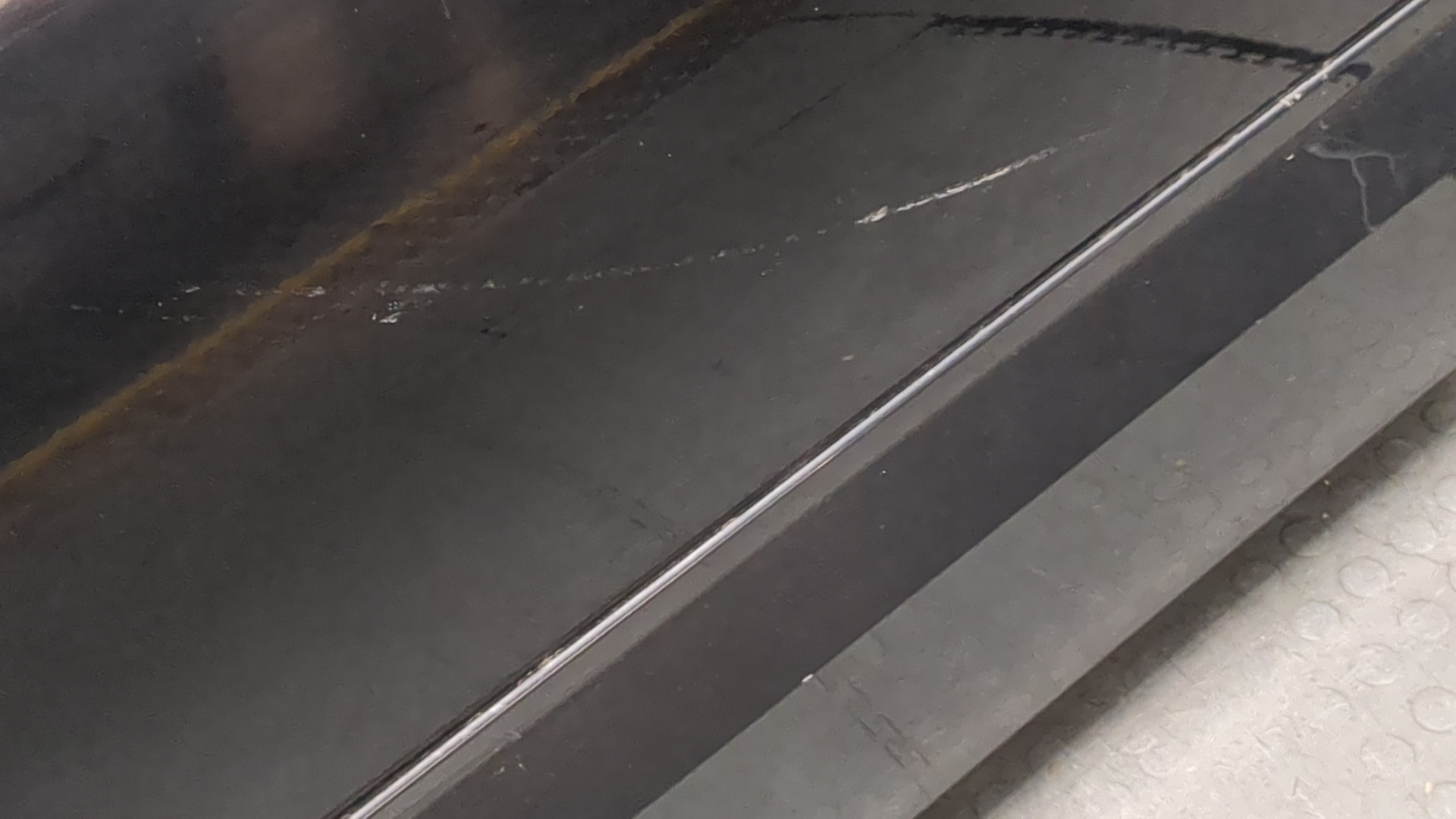 Дверь передняя левая