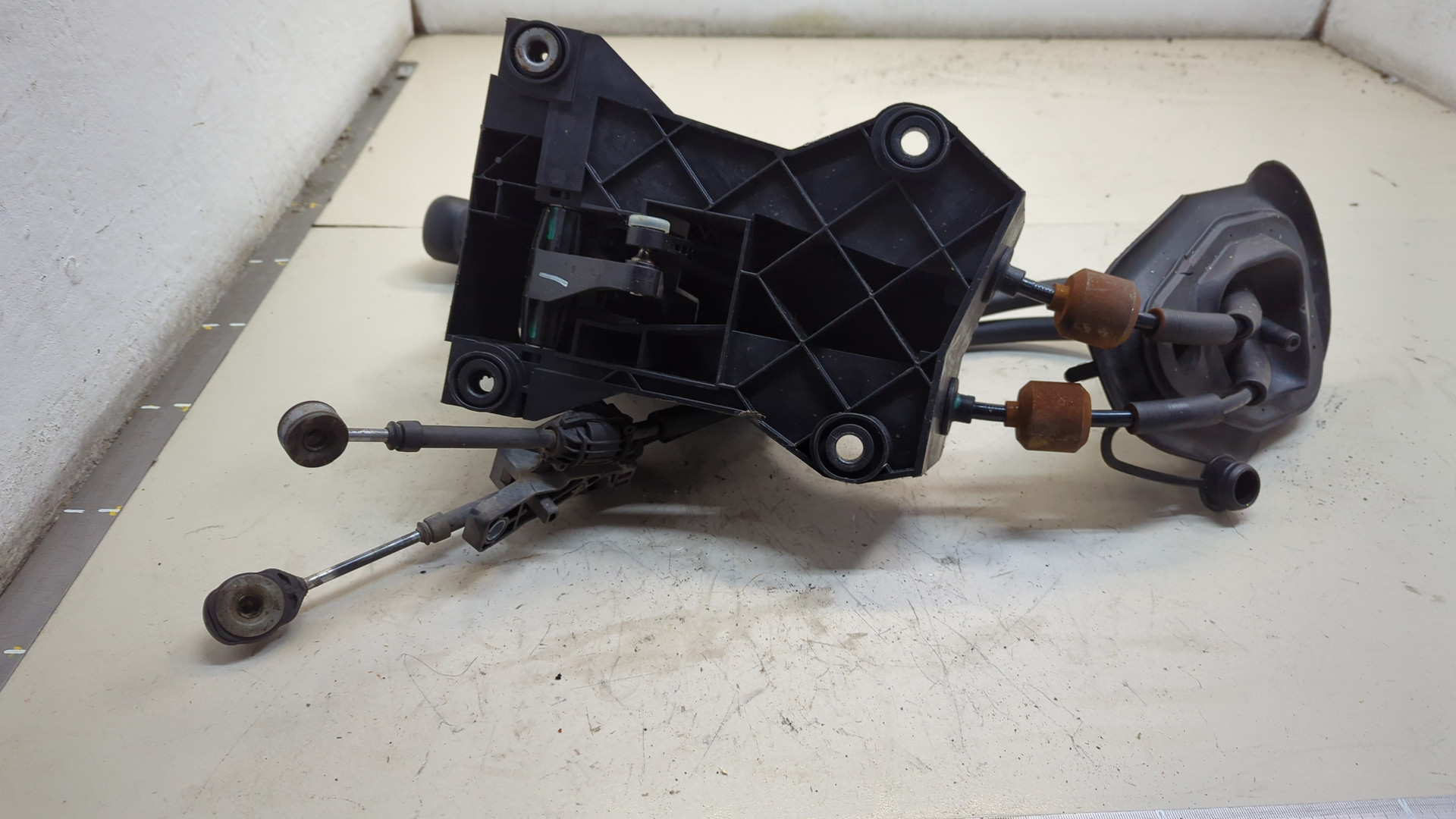 Кулиса МКПП / АКПП