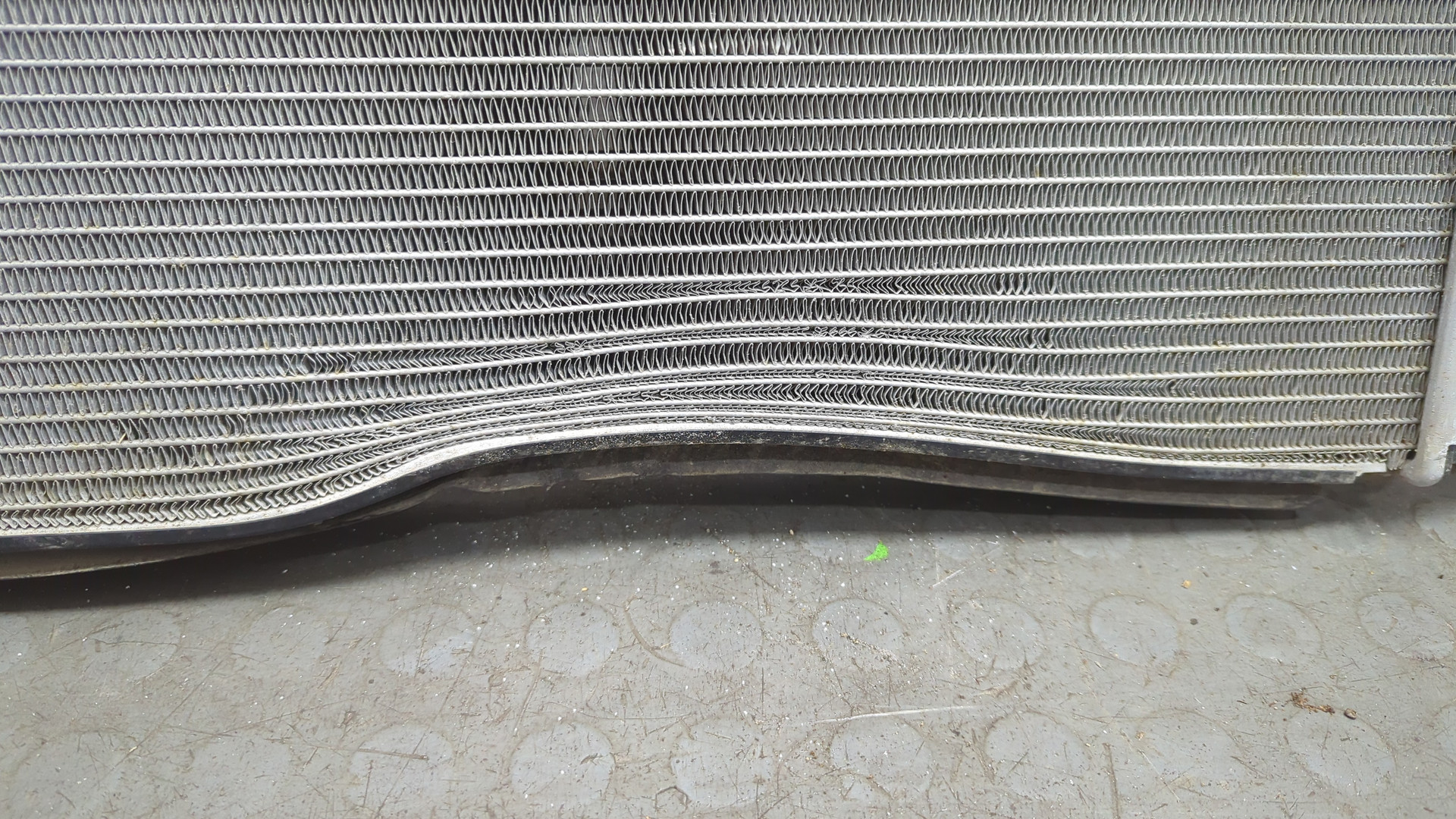 Радиатор охлаждения двигателя основной