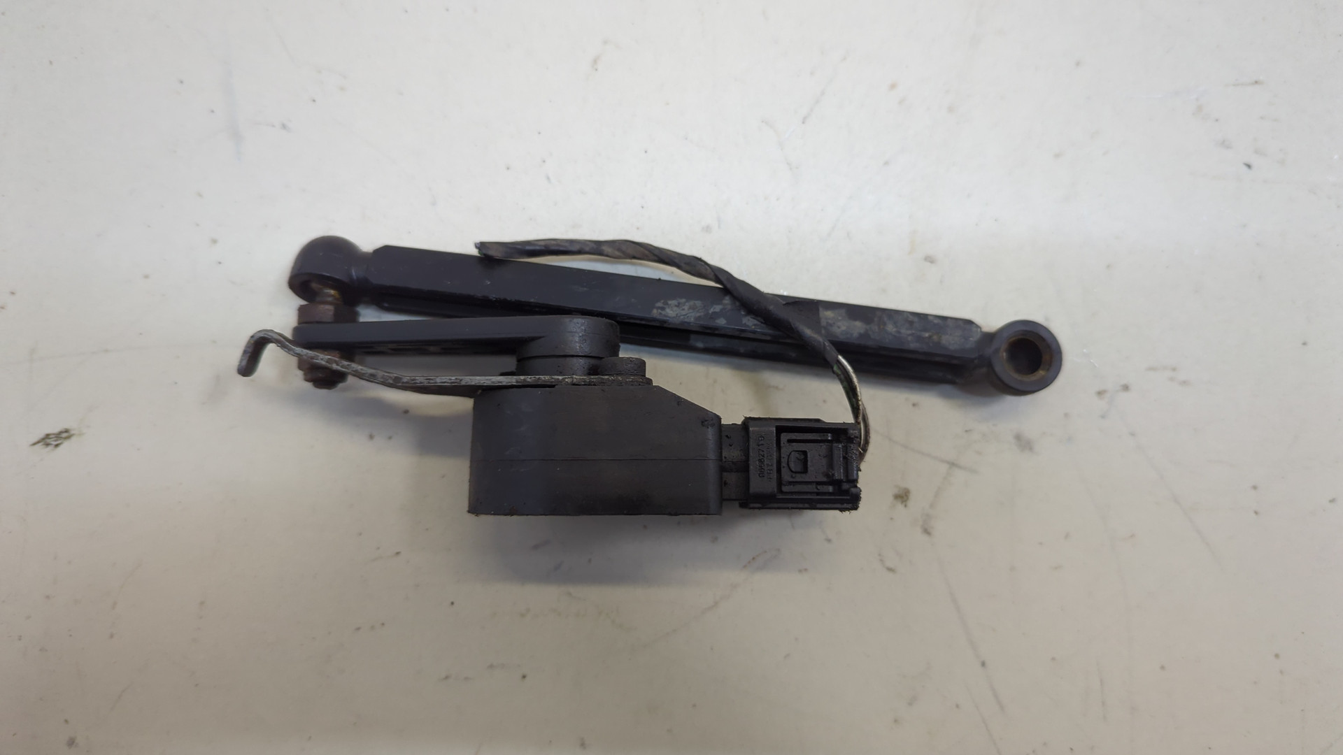 Датчик регулировки дорож. просвета