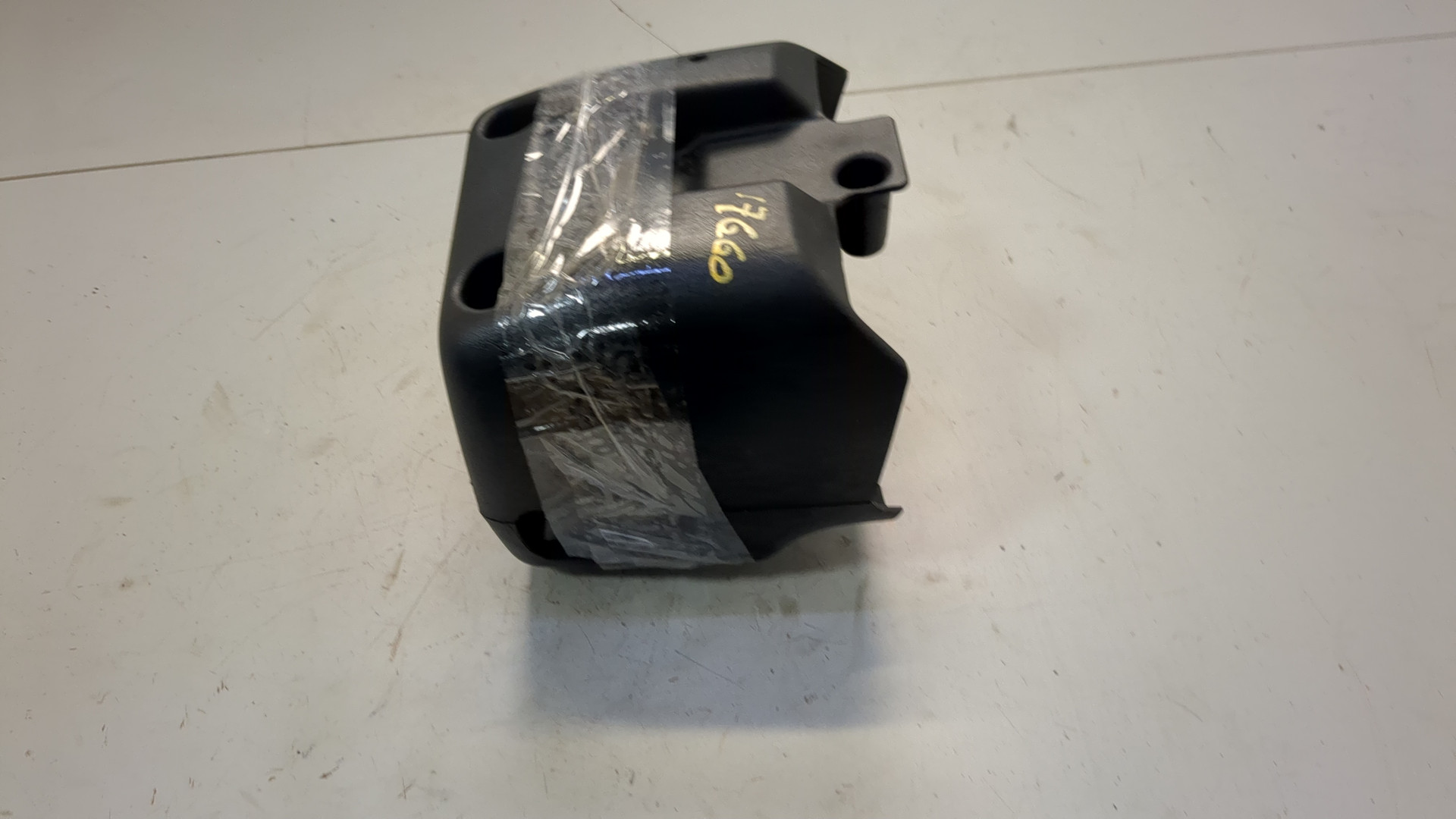 Кожух рулевой колонки