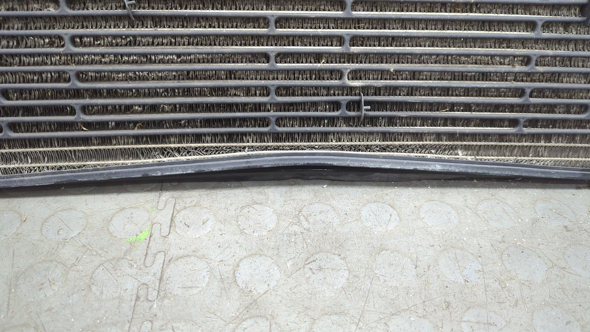 Радиатор кондиционера / конденсер