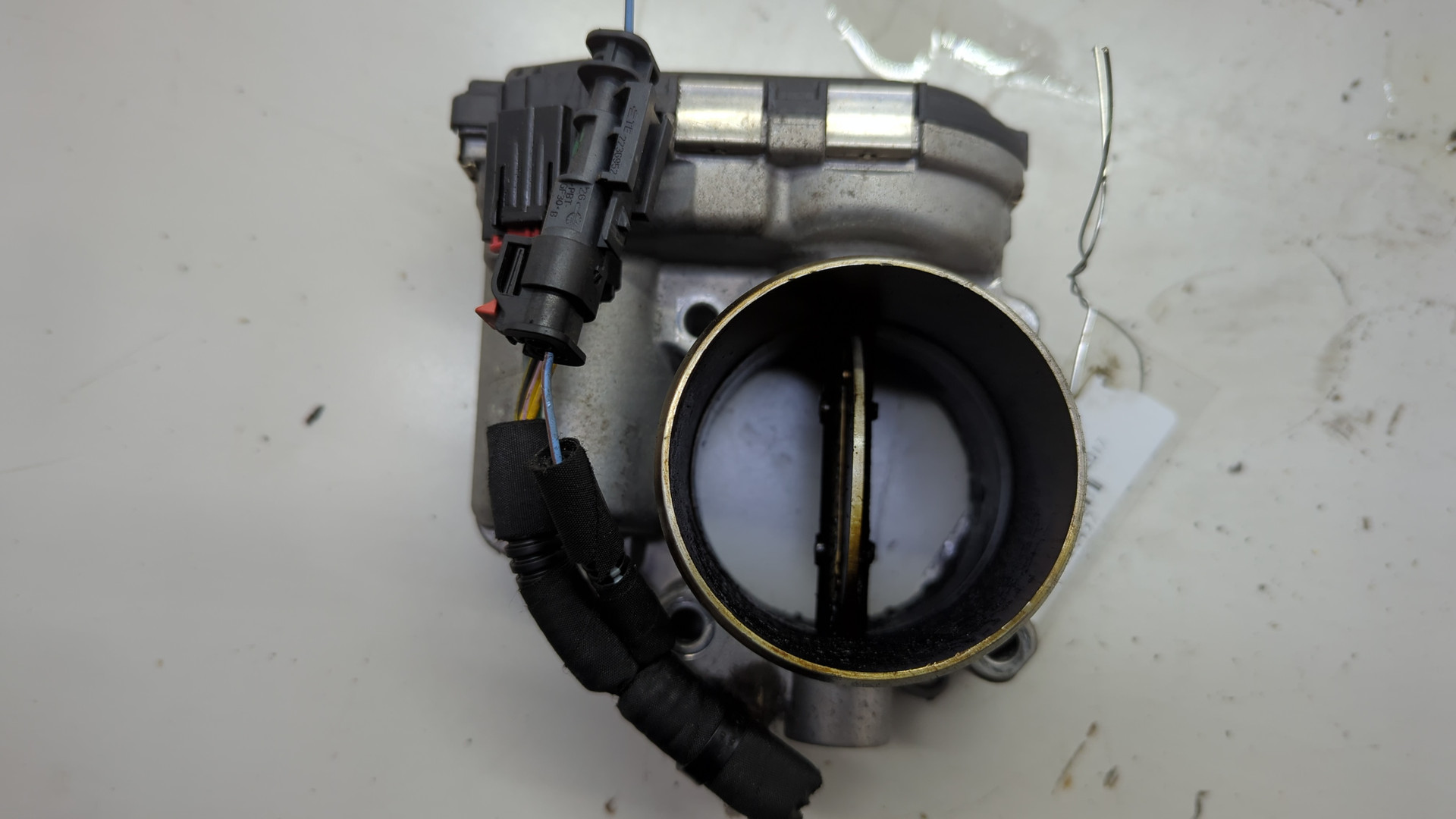 Заслонка дроссельная электрическая