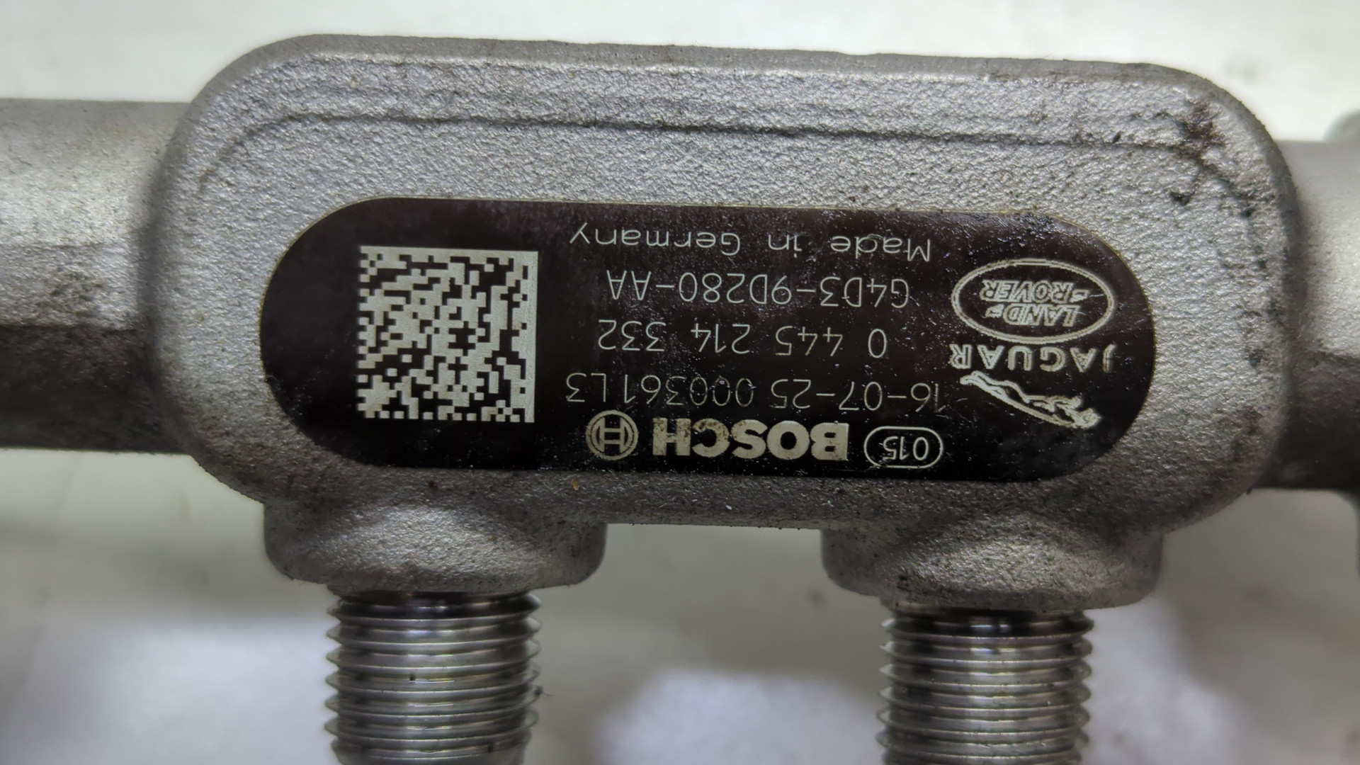 Рейка топливная (рампа)