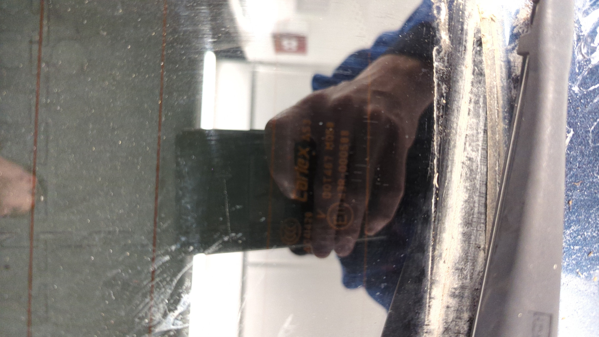 Дверь багажника