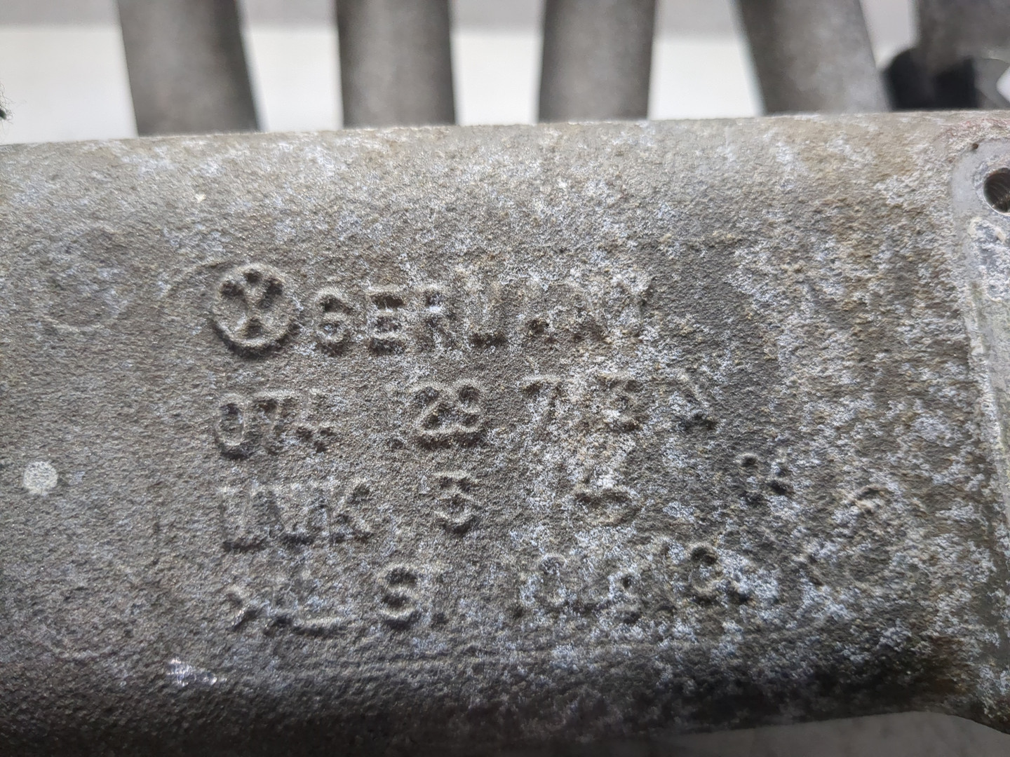 Коллектор впускной