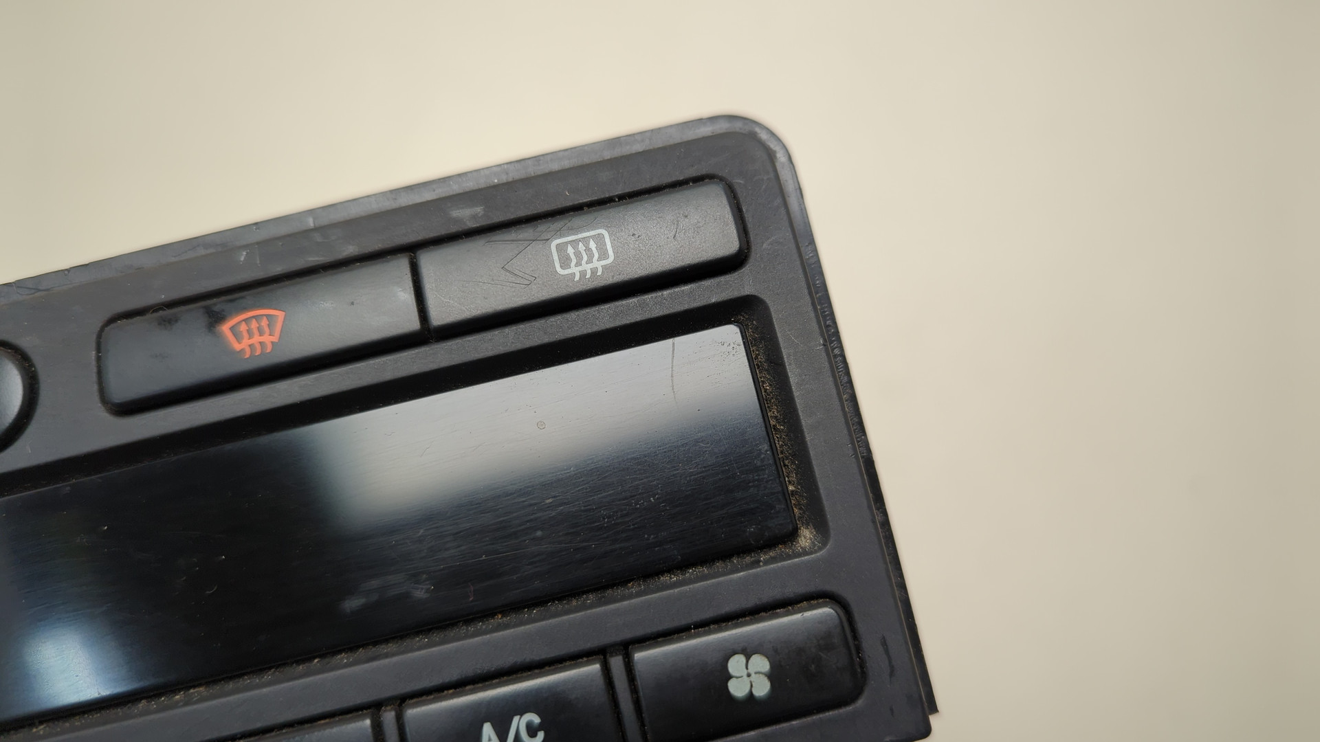 Переключатель отопителя