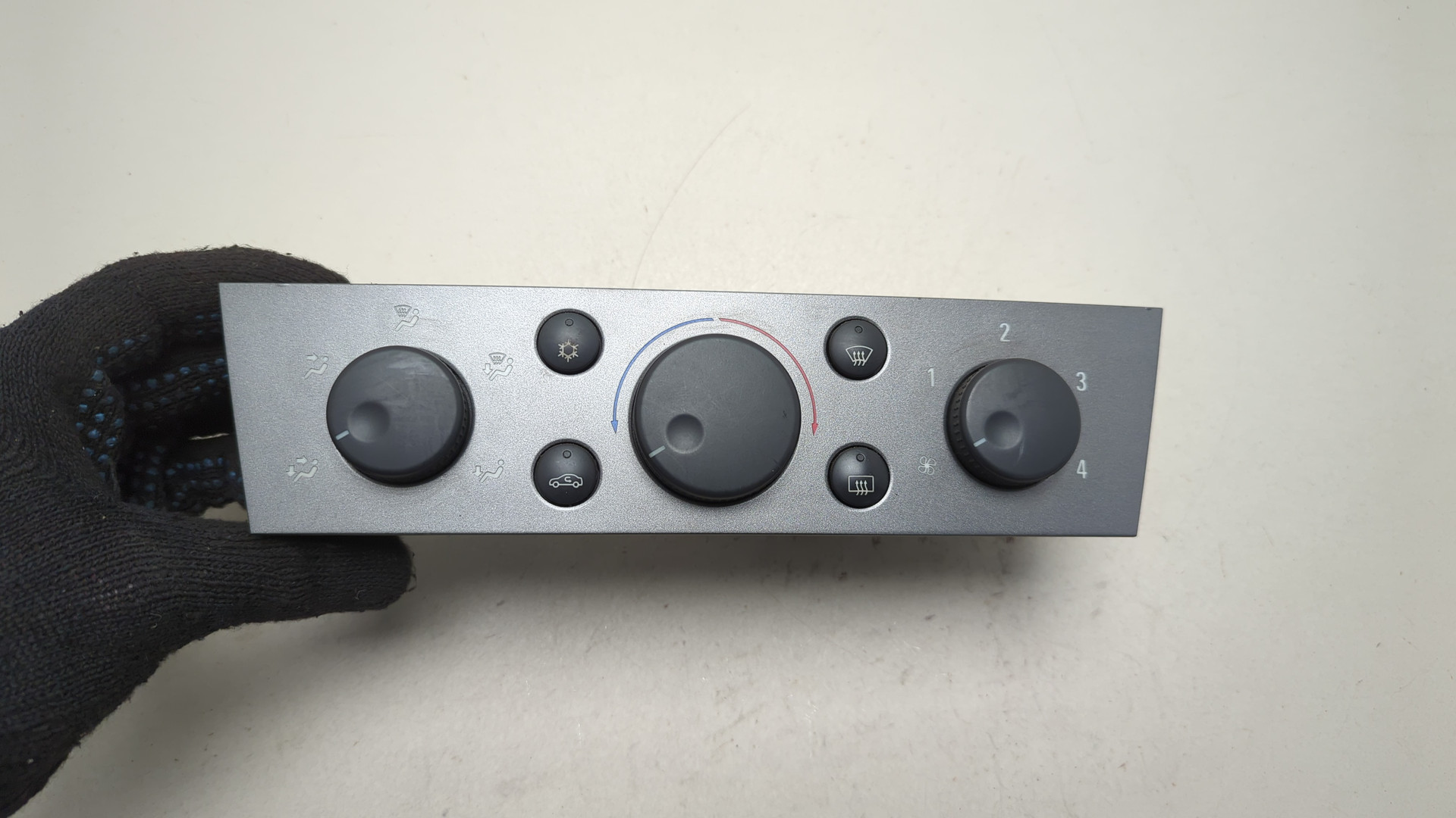 Переключатель отопителя